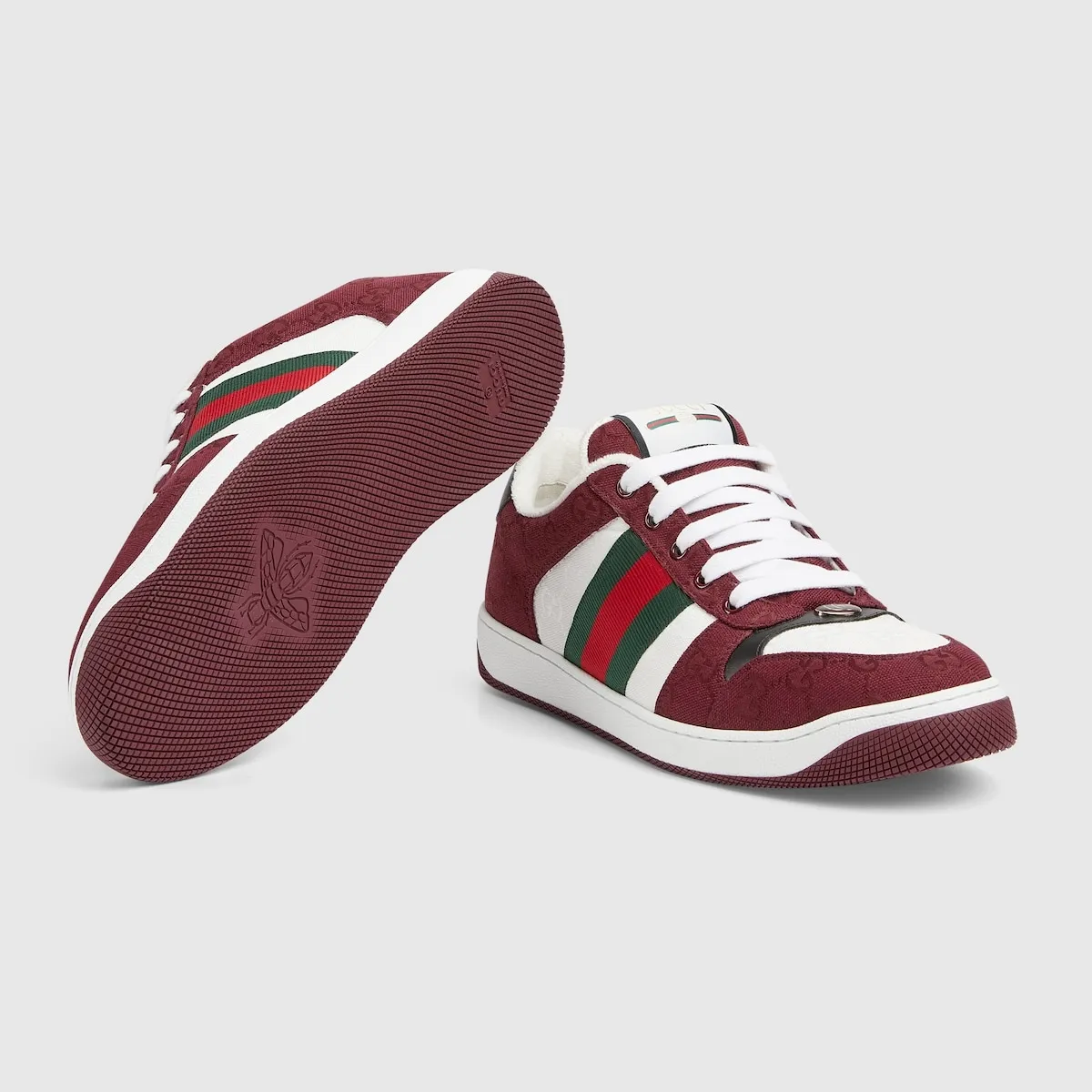 P620 Welcome to compare with the official website pictures directly. GUCCi 2025 latest Screener men's and women's web sneakers ♞size; 35~40.39~44 The Screener series of sneakers are inspired by the classic sneakers of the 1970s. They are named after the defensive movements in sports. They are decorated with striped webbing on the side and embellished with retro Gucci logos. Retro preppy silhouettes and fabrics inspired by nostalgic sportswear have been popular for decades, and these inspirations continue to inform the new collection.